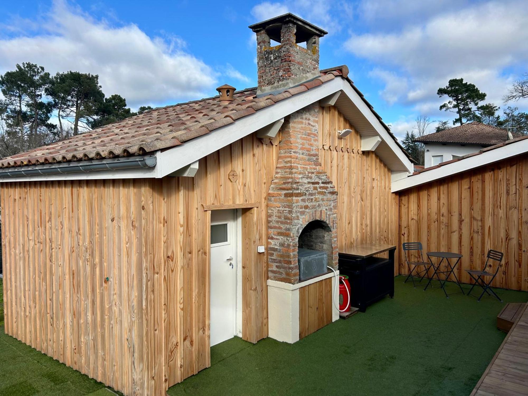 Tiny House De Charme Toute Equipee Le Pian-Medoc Exterior photo